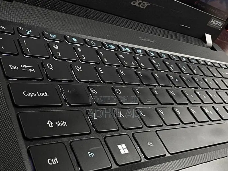 Intel i7 10th Gen Acer Travelmate Laptop 8/128GB
