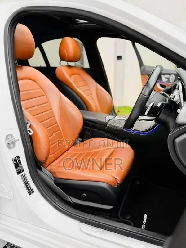 Mercedes Benz C200 AMG Premium Plus + 2019