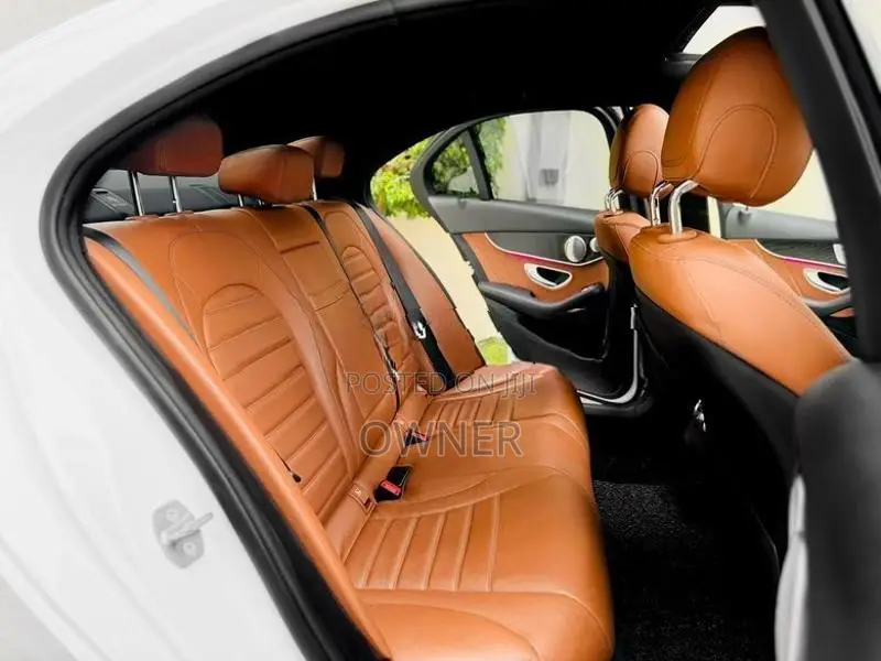 Mercedes Benz C200 AMG Premium Plus + 2019