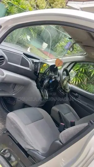 Nissan NV200 2014