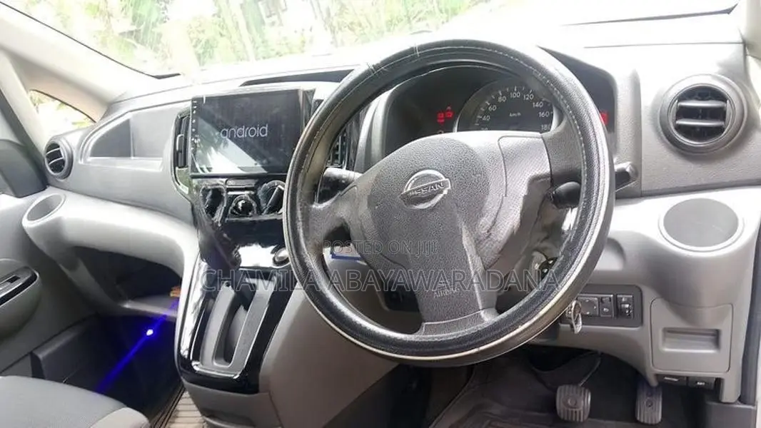 Nissan NV200 2014
