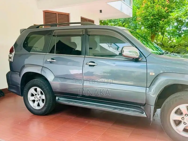 Toyota Land Cruiser Prado 2004