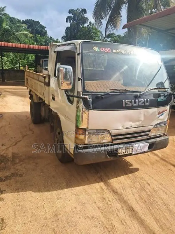 Isuzu 250 ELF 2000