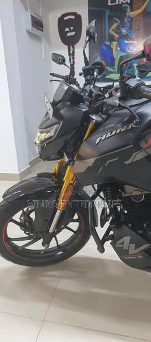 Hero Hunk 160R 2026
