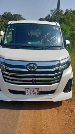 Toyota Roomy 2025
