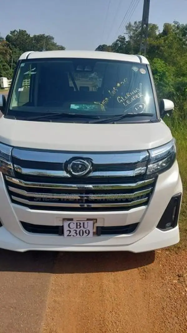 Toyota Roomy 2025