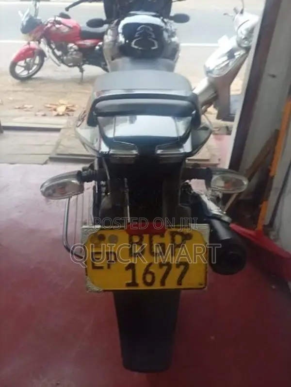 Bajaj Pulsar 150 2019