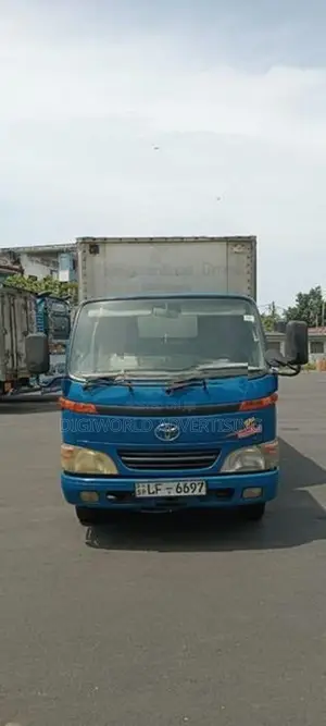 Toyota Toyoace 2002