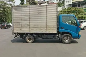 Toyota Toyoace 2002