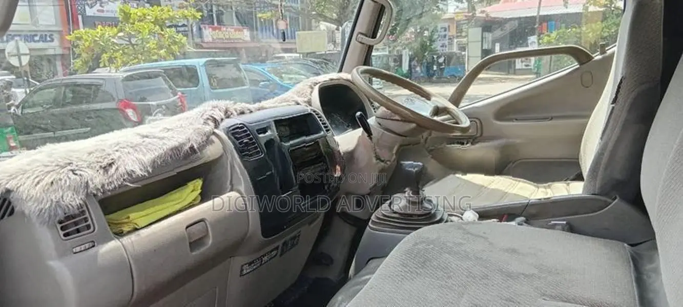 Toyota Toyoace 2002