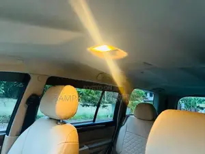 Mitsubishi Montero Sport 2012