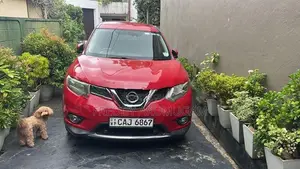 Nissan X-Trail 2015