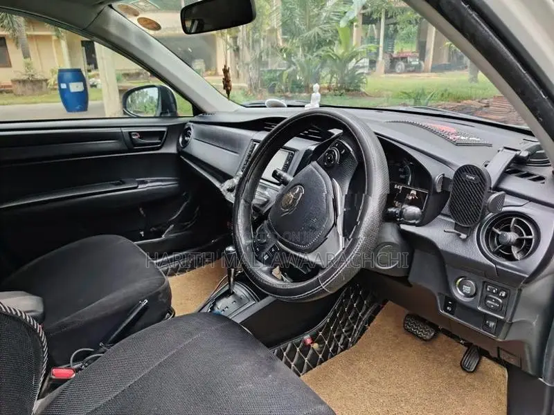 Toyota Axio 2015
