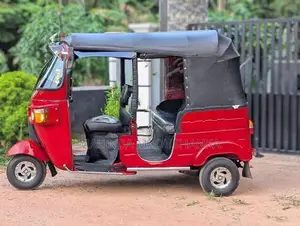 Bajaj RE 2012