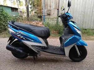 Yamaha Ray 2013