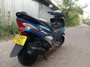 Yamaha Ray 2013