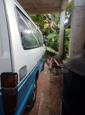 Toyota Hiace 1986