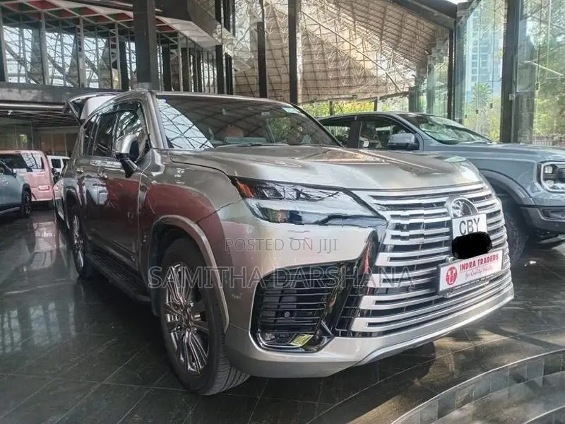Lexus LX600 2024