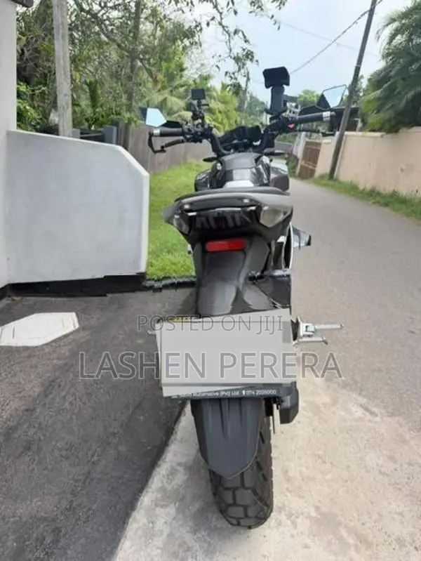 Vmoto Street Hunter 2024