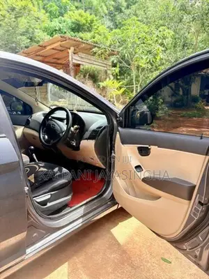 Hyundai Eon 2016