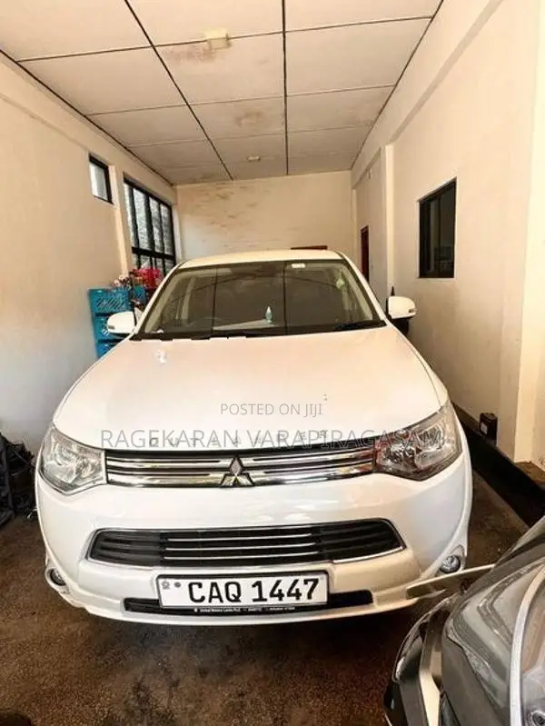 Mitsubishi Outlander 2014