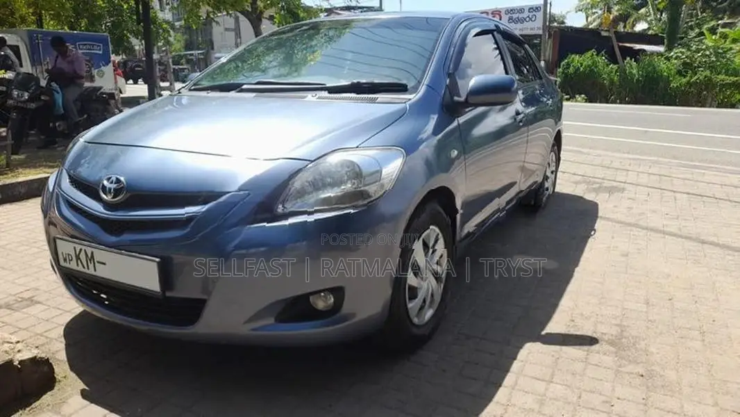 Toyota Belta 2007