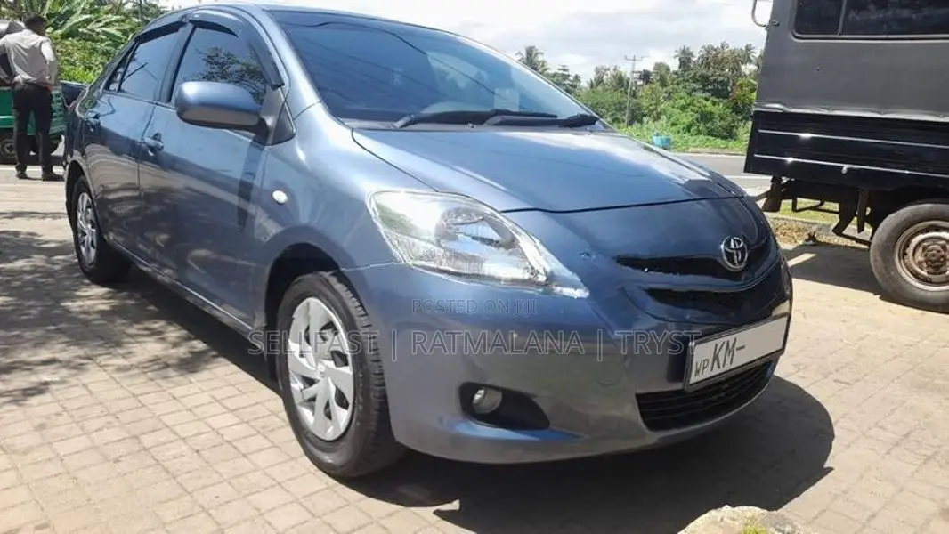 Toyota Belta 2007