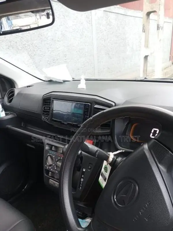Daihatsu Mira 2023