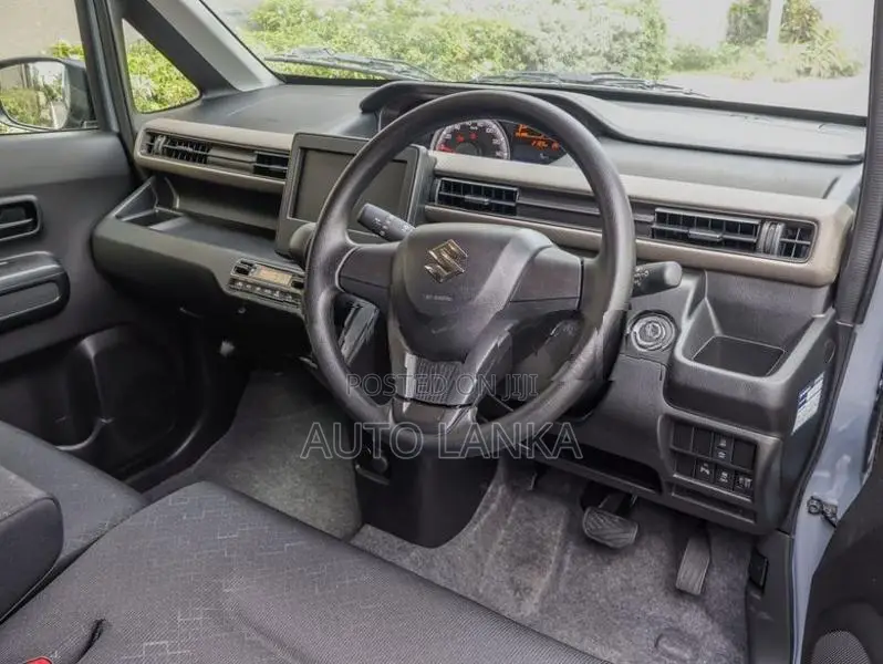 Suzuki Wagon R FX 2024