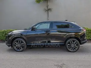 Honda Vezel Z Premium Black 2026