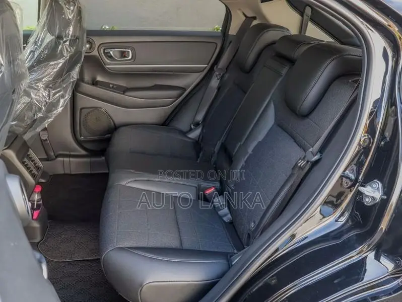 Honda Vezel Z Premium Black 2026