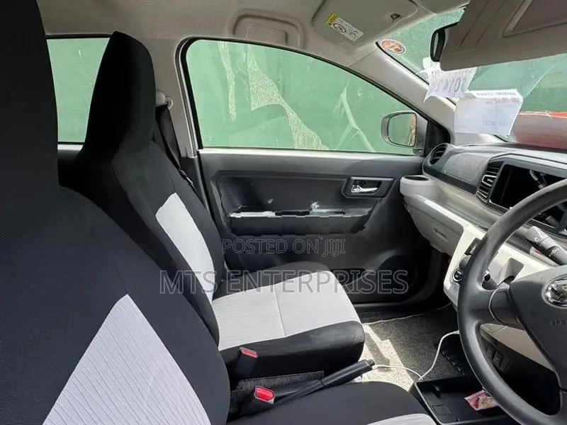 Daihatsu Mira G SA III 2025