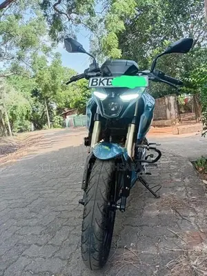Bajaj Pulsar NS160 2025