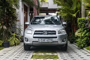 Toyota RAV4 2015