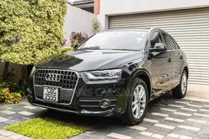 Audi Q3 2 L 2013