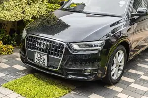 Audi Q3 2 L 2013