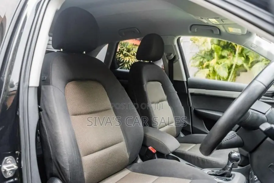 Audi Q3 2 L 2013