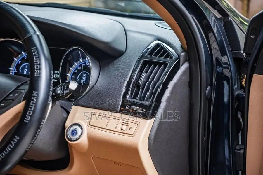Hyundai Sonata 2013