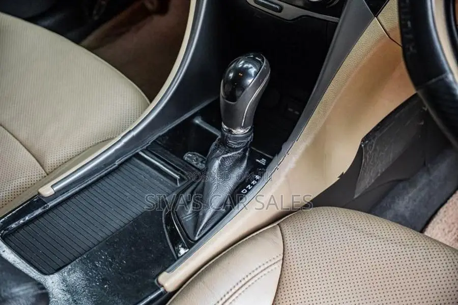Hyundai Sonata 2013