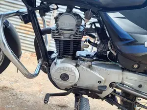Bajaj CT100 2019