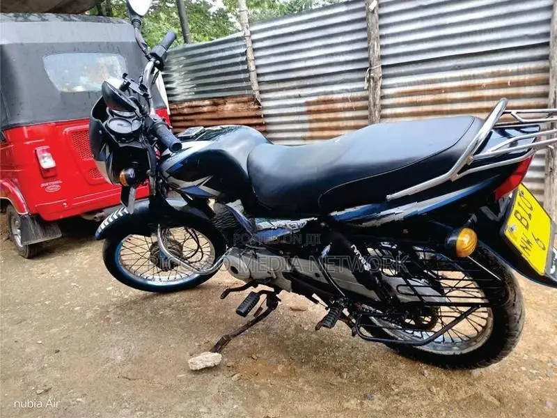 Bajaj CT100 2019