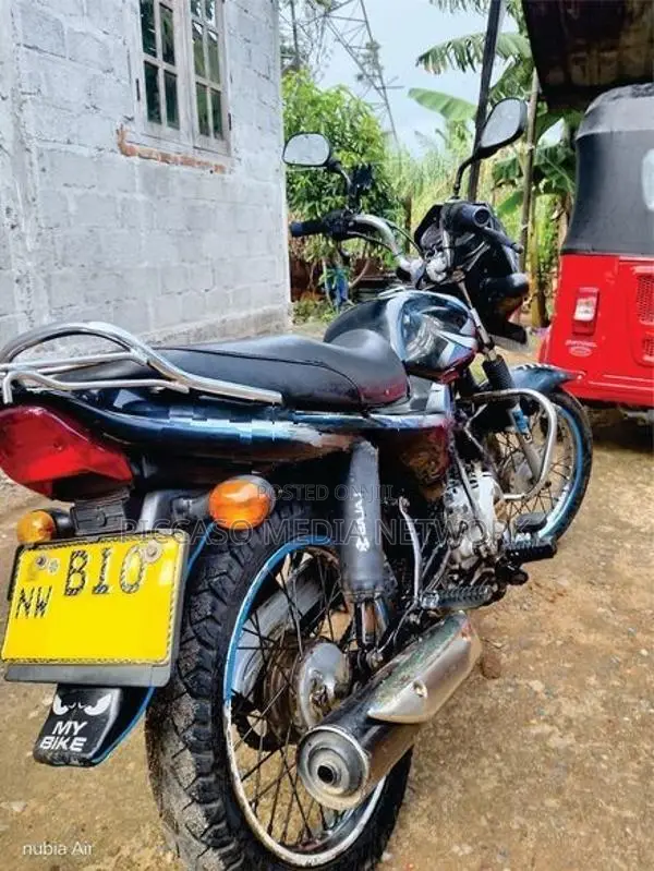 Bajaj CT100 2019