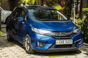 Honda Fit GP5 2014