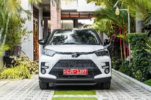 Toyota Raize Z 1.2L Hybrid BSM 2026