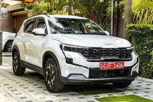 Kia Sonet GTX+ (Glacier White) 2026