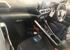 Toyota Raize Z Hybrid 4WAY BSM BN 2026