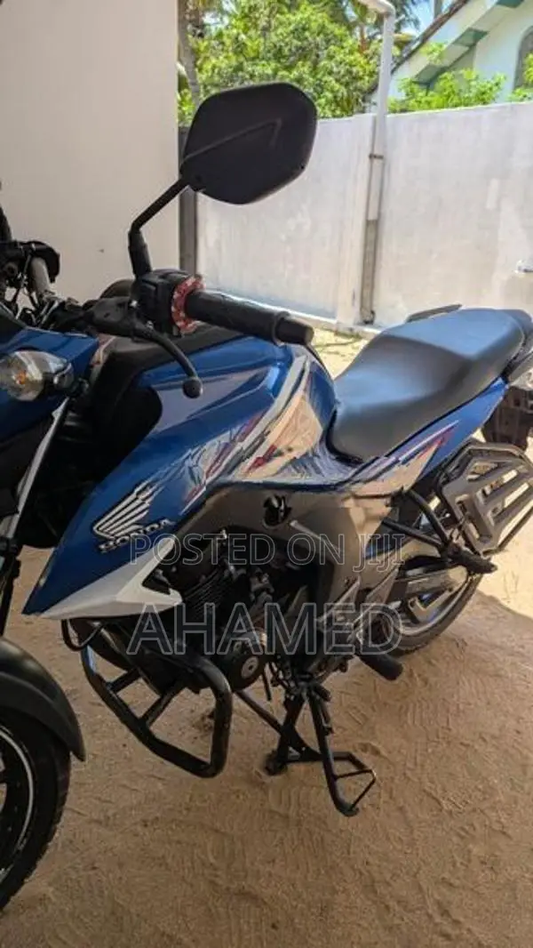 Honda CB Hornet 160R 2018