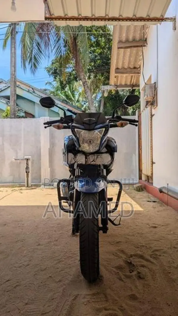 Honda CB Hornet 160R 2018