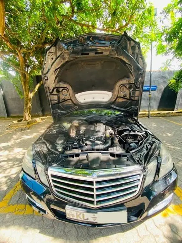 Mercedes Benz E200 2010