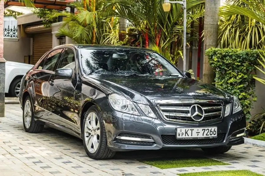 Mercedes Benz E200 2011